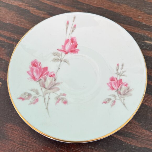 Roya Victoria Rose Bud Fine Bone China Cup, Saucer Set Gold Trim 1801 England - Picture 5 of 7